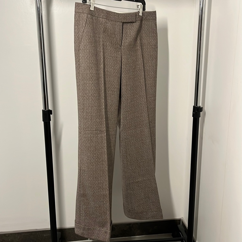 Elie Tahari virgin wool pants. Wide leg with cuff.
